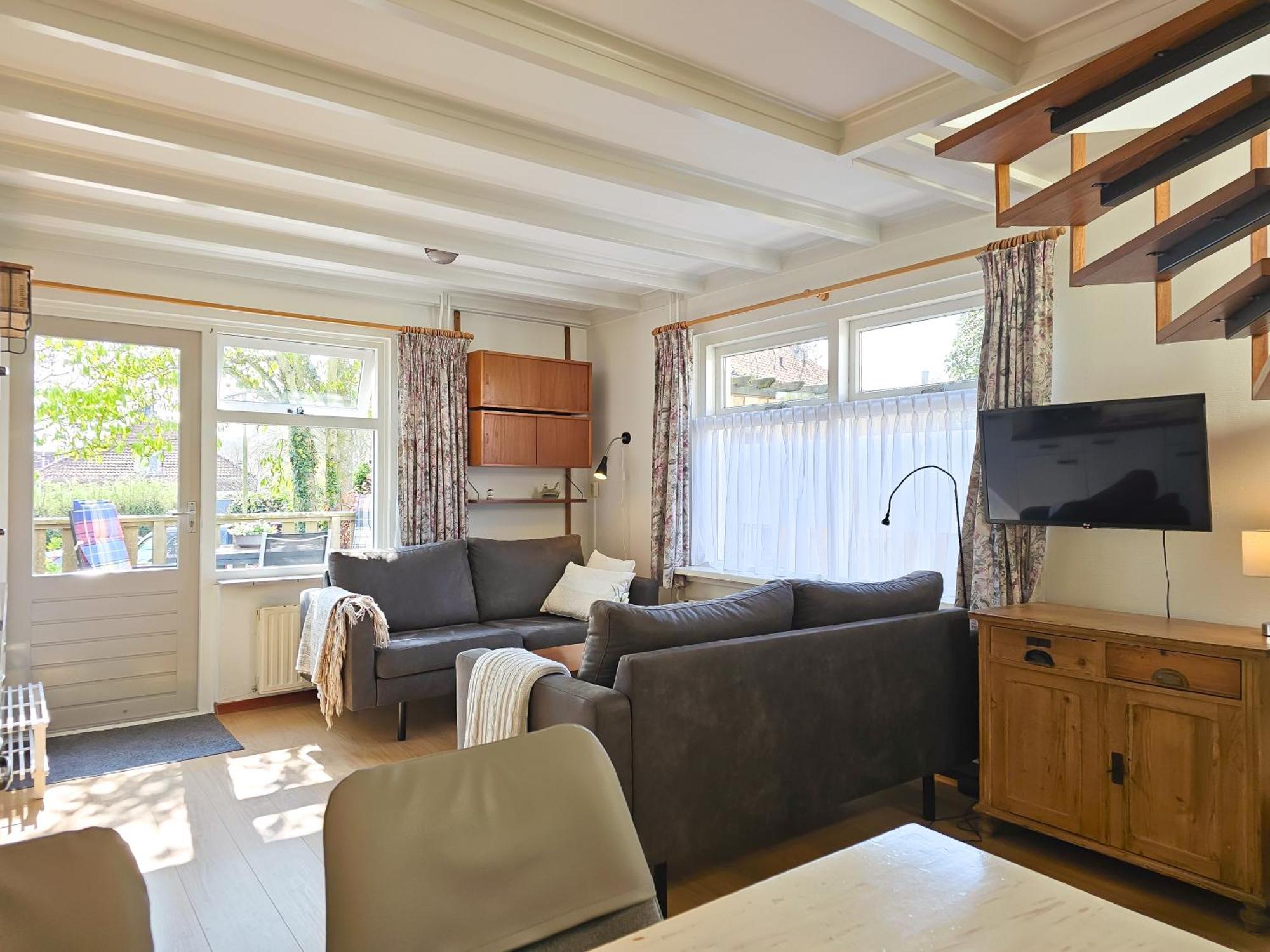 Holiday home Vakantiewoning Do59 Op 75 Meter Het Strand!